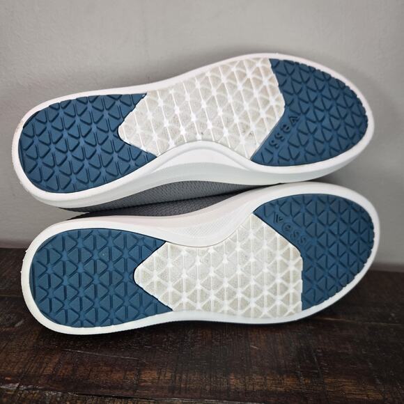 Vessi Weekend 1.5 Sneaker Mens Size 6 Waterproof Shoes Concrete Grey White